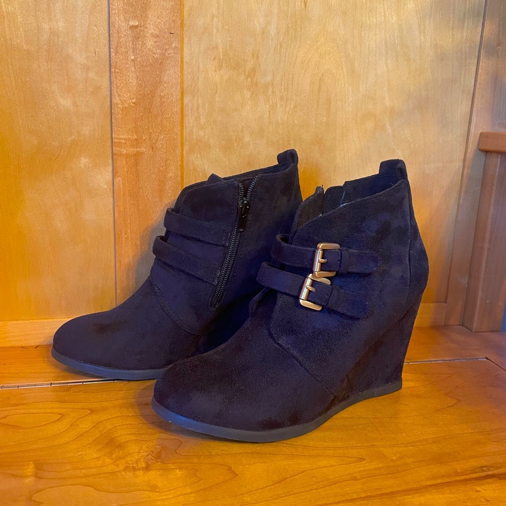 Restricted black suede ankle boots- size 8 1/2